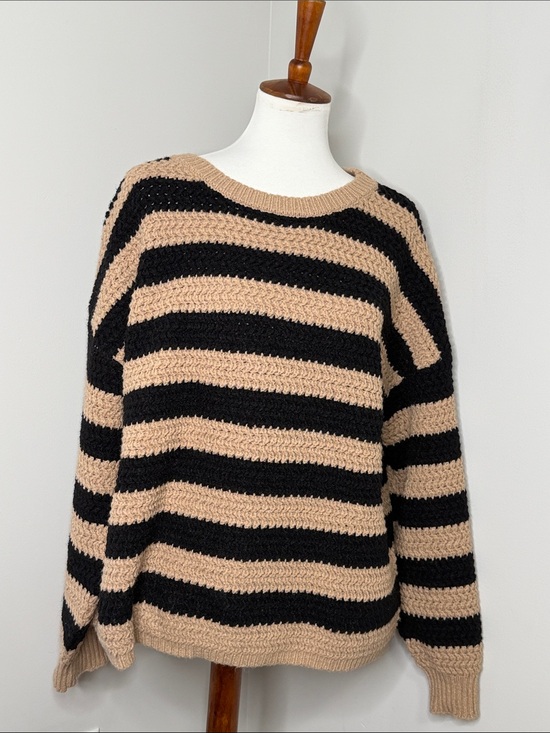Baltic Born Sweaters - Baltic Born “Liam Chunky Knit Sweater” - Black & Beige Striped Crewneck Sweater